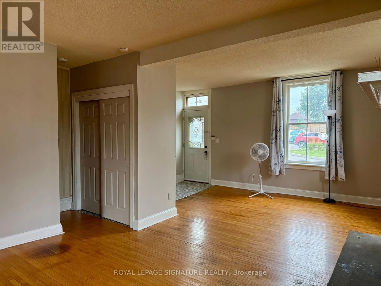 12 HEMLOCK AVENUE