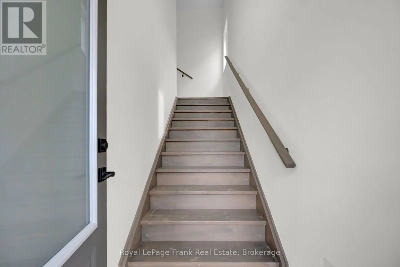 323 ANDERSON AVENUE
