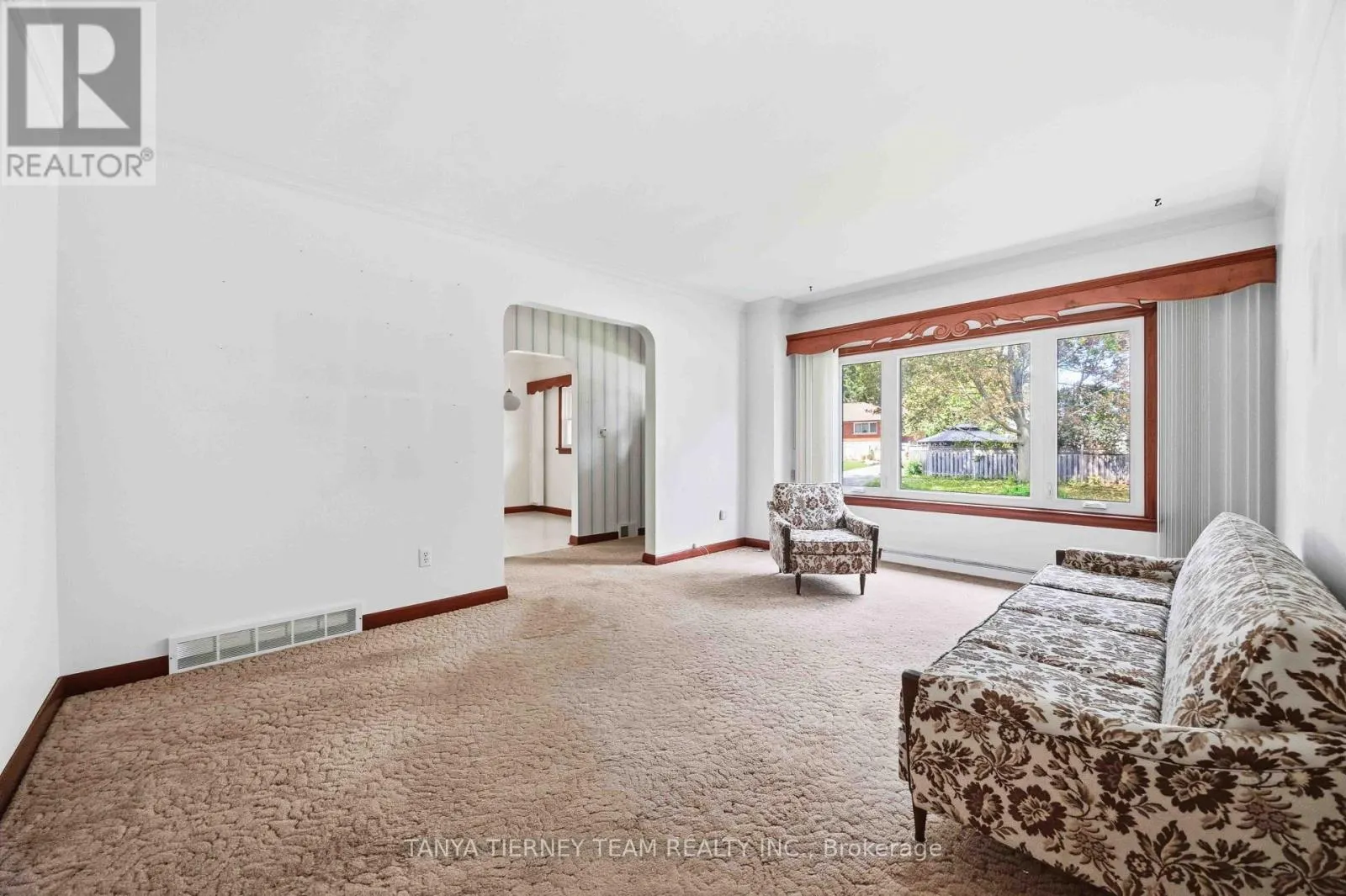 285 MURIEL AVENUE