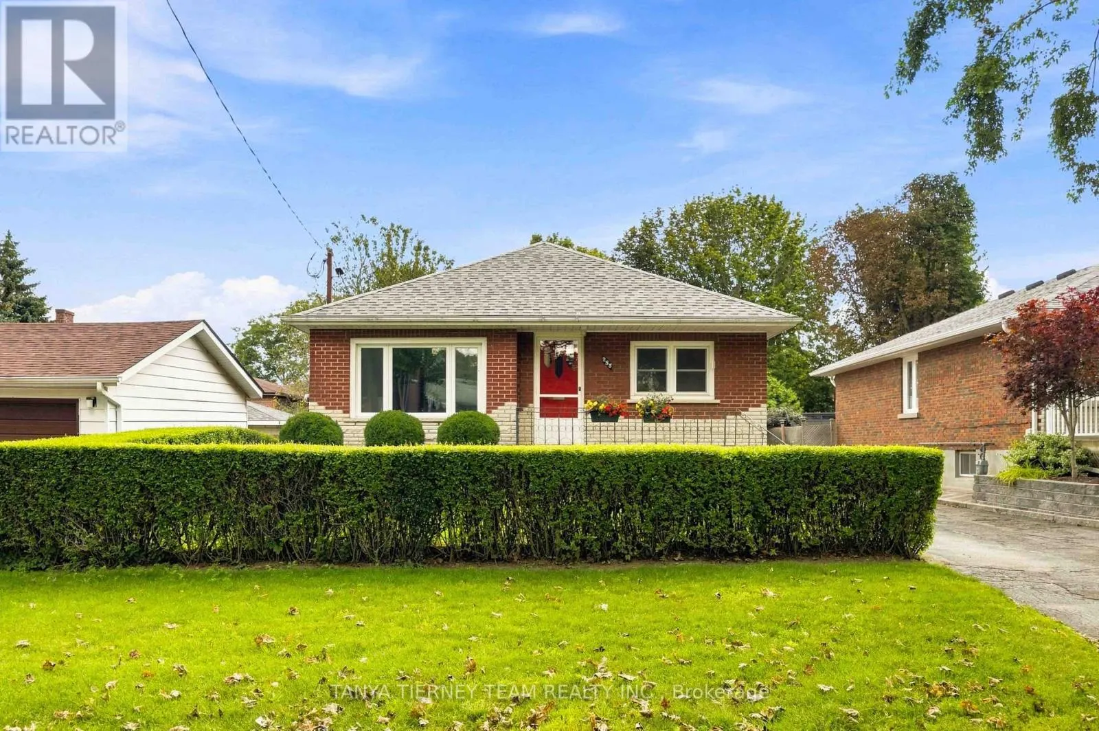 285 MURIEL AVENUE