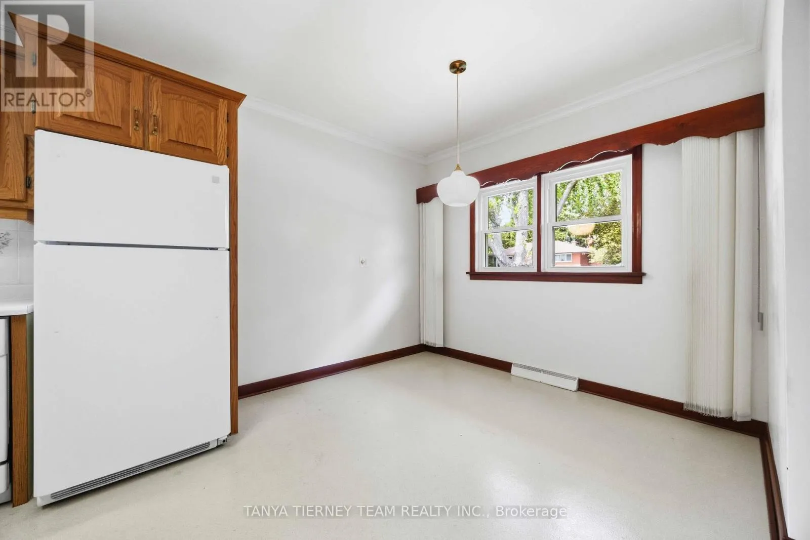 285 MURIEL AVENUE