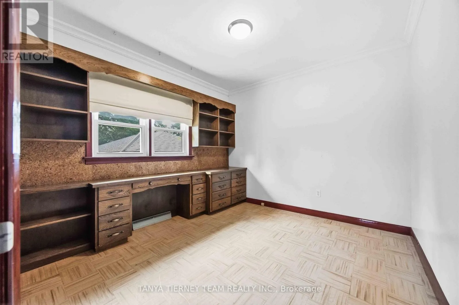 285 MURIEL AVENUE