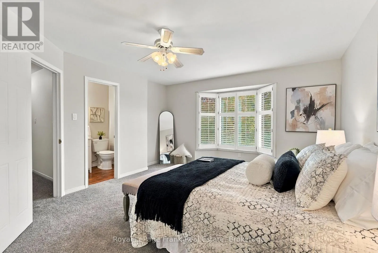 86 CHERRY BLOSSOM CRESCENT