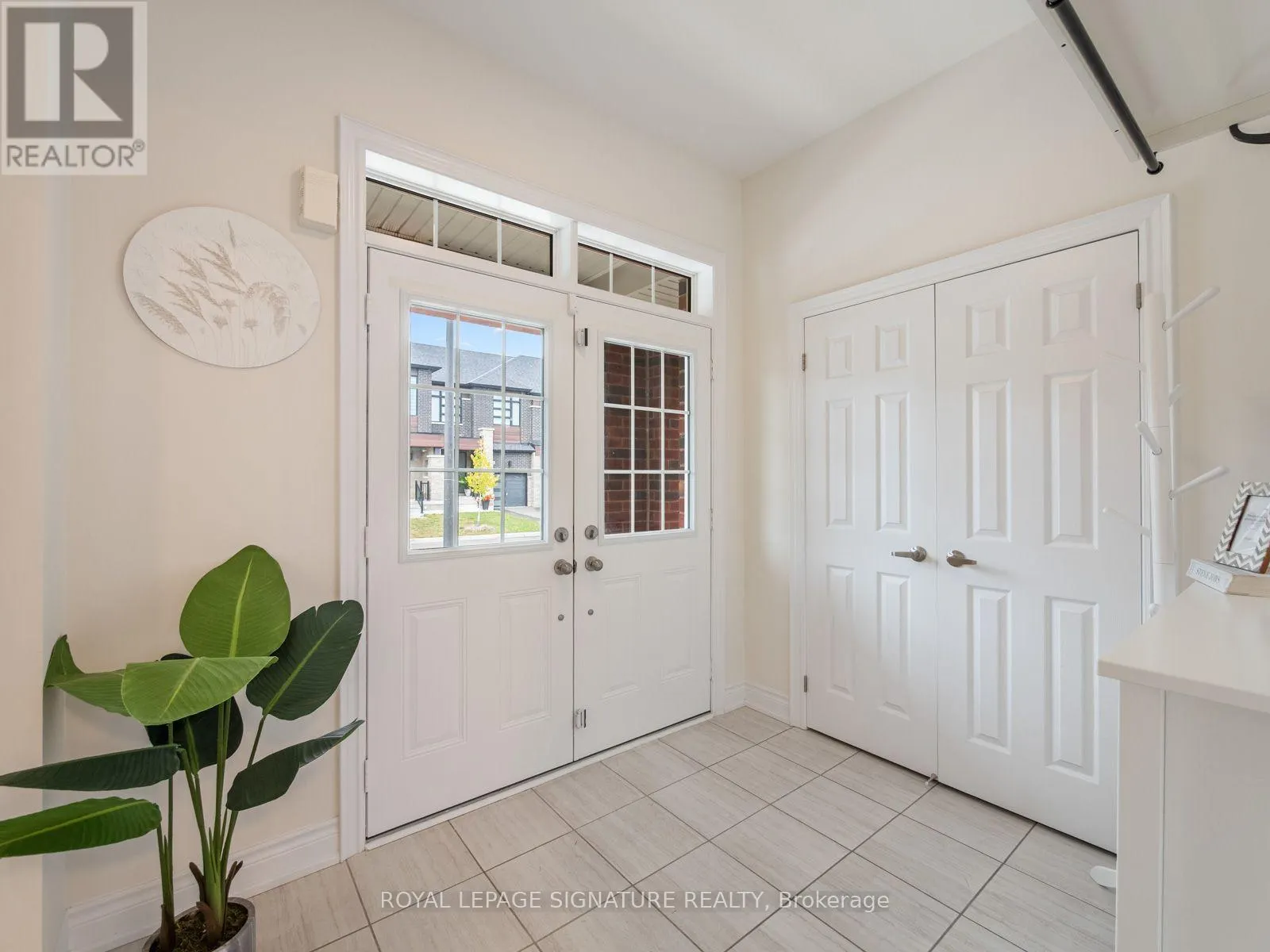 1055 SKYRIDGE BOULEVARD