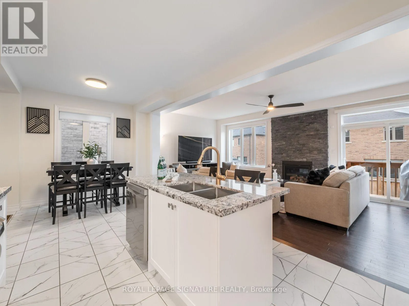 1055 SKYRIDGE BOULEVARD