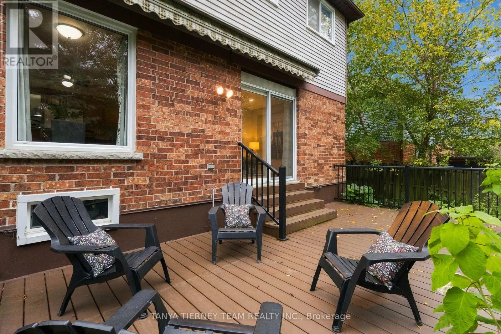 25 COULTON COURT