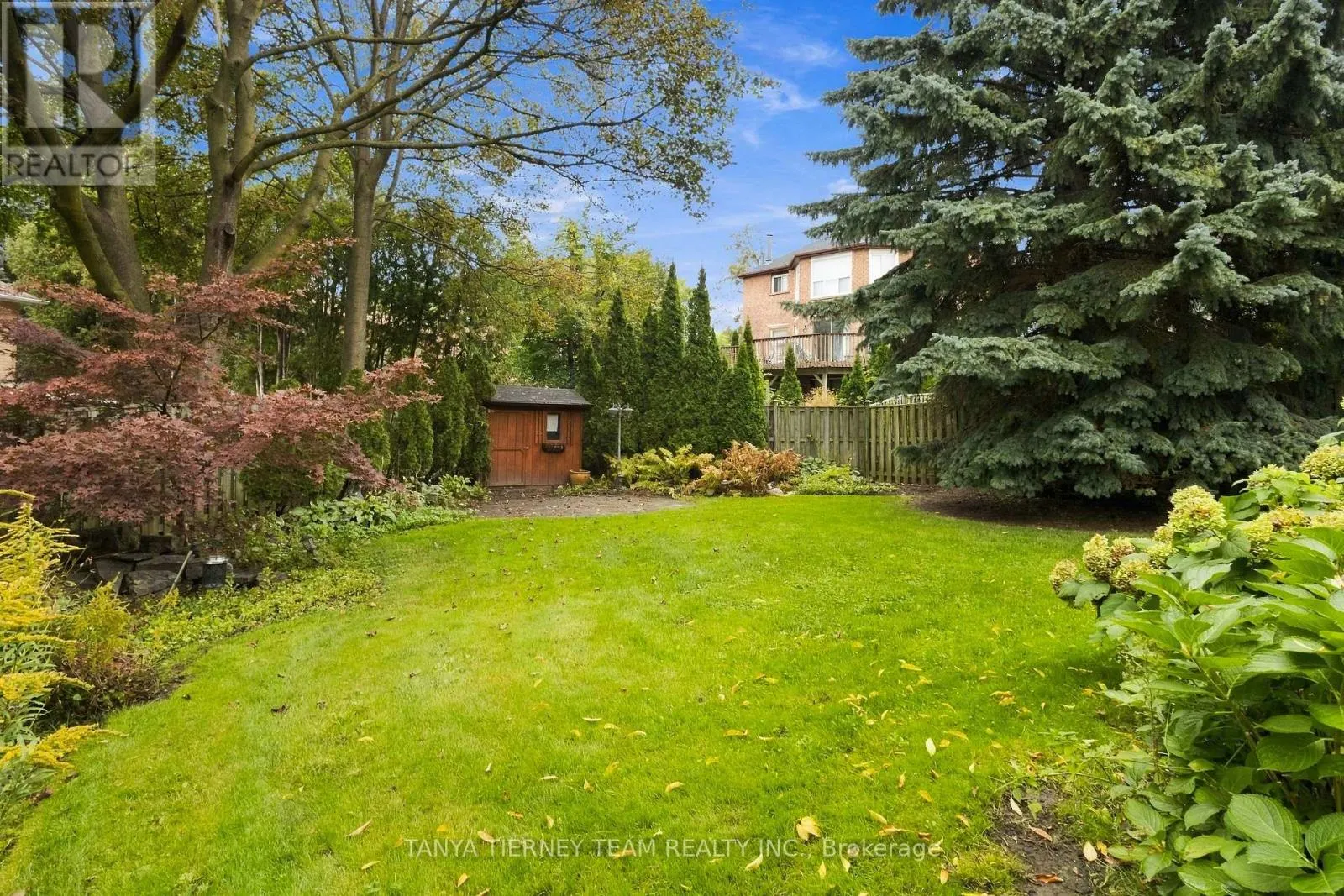 25 COULTON COURT