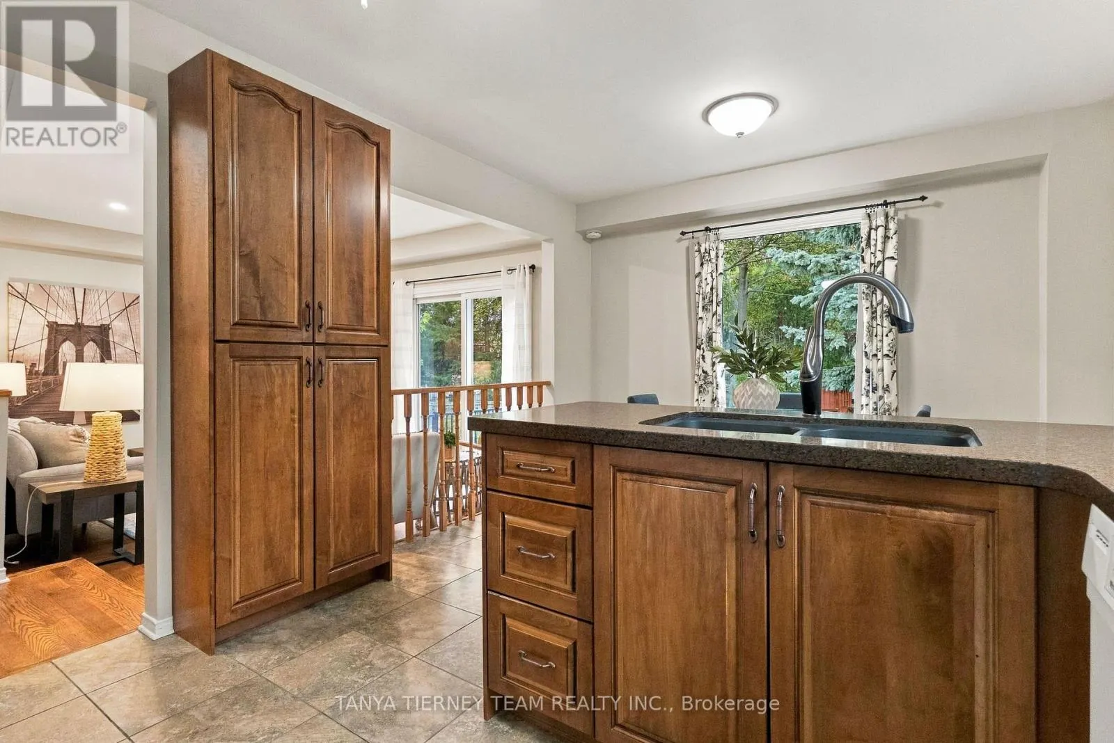 25 COULTON COURT