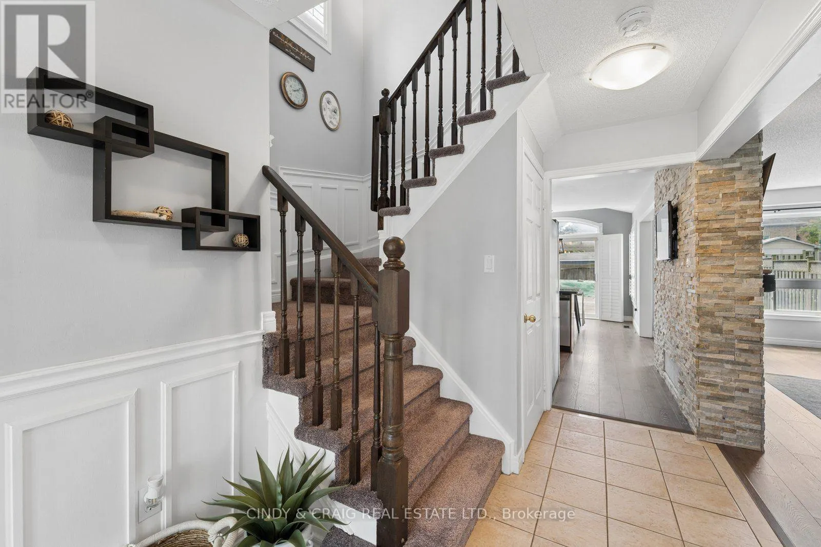 208 CORNISH DRIVE