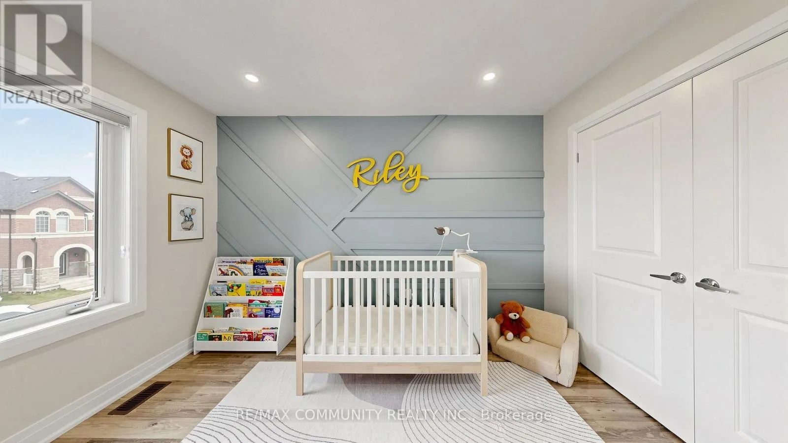 1034 SKYRIDGE BOULEVARD