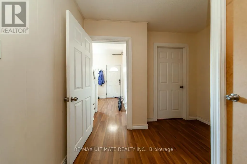 128 ELGIN STREET E