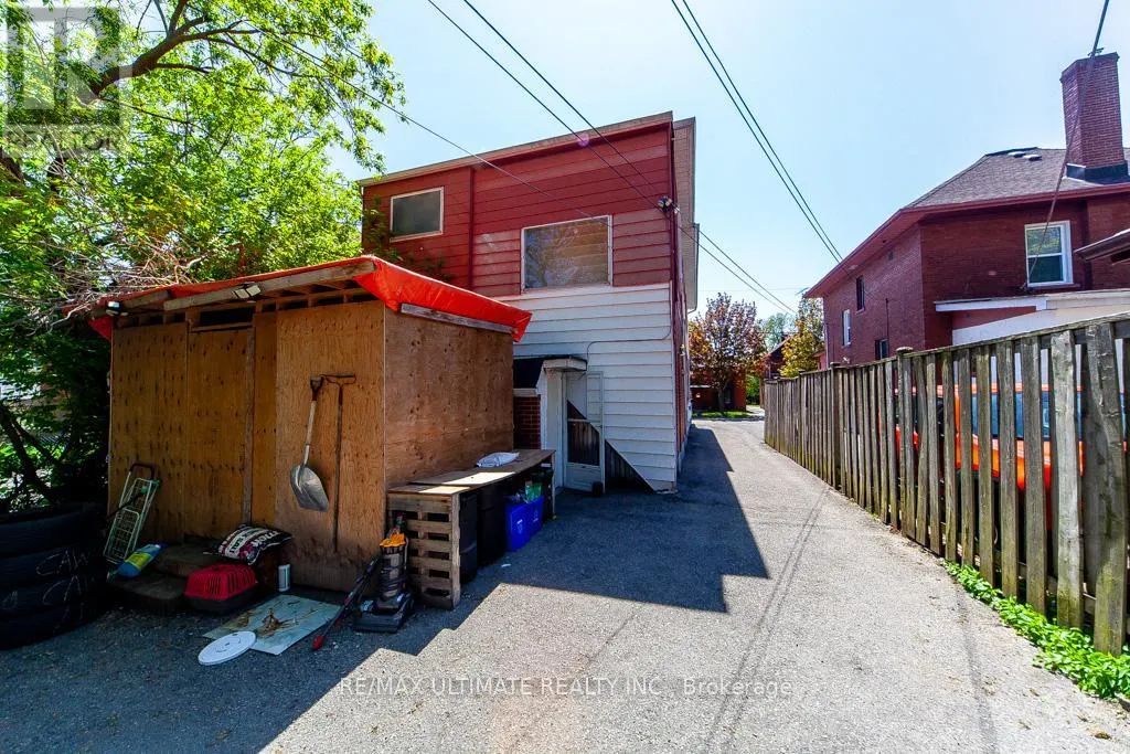 128 ELGIN STREET E