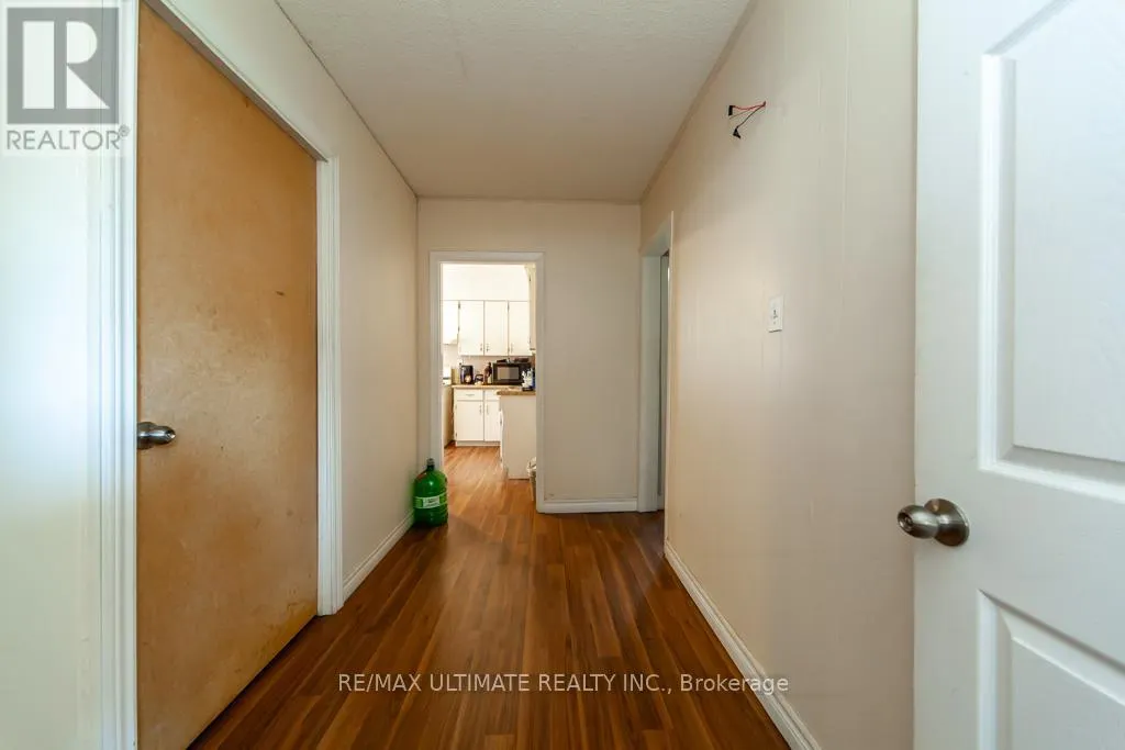 128 ELGIN STREET E