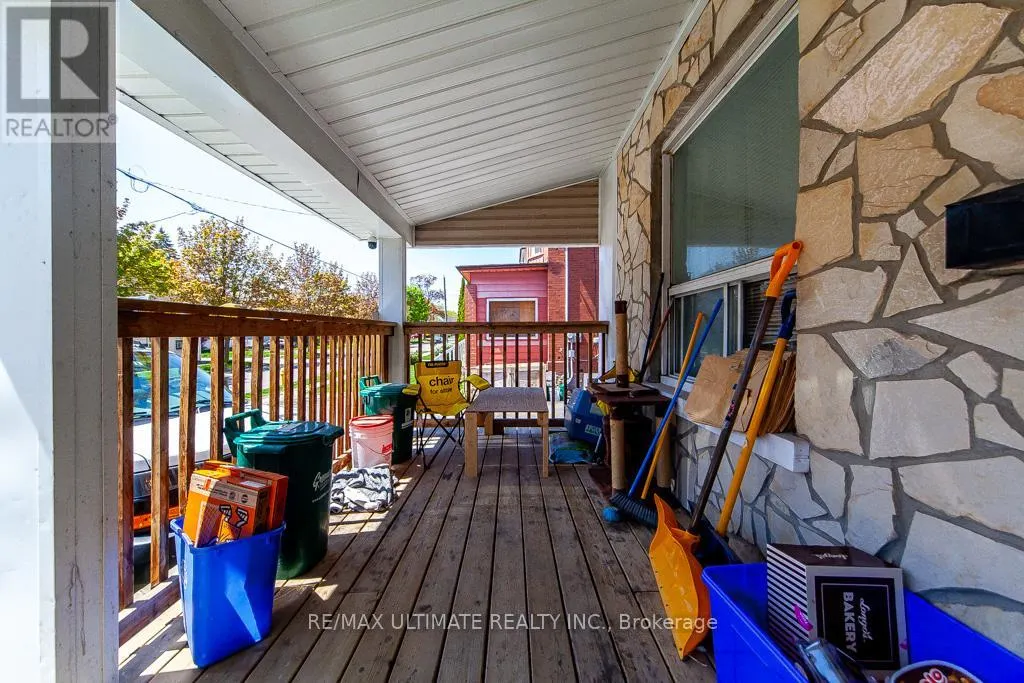 128 ELGIN STREET E