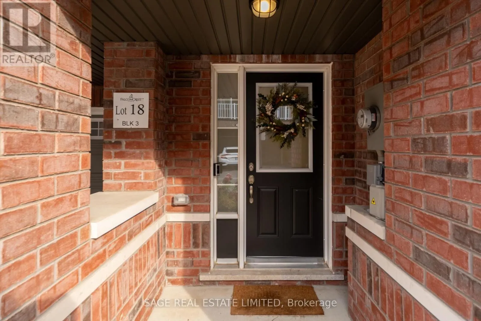 842 ATWATER PATH