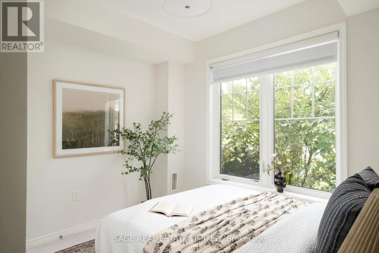 842 ATWATER PATH