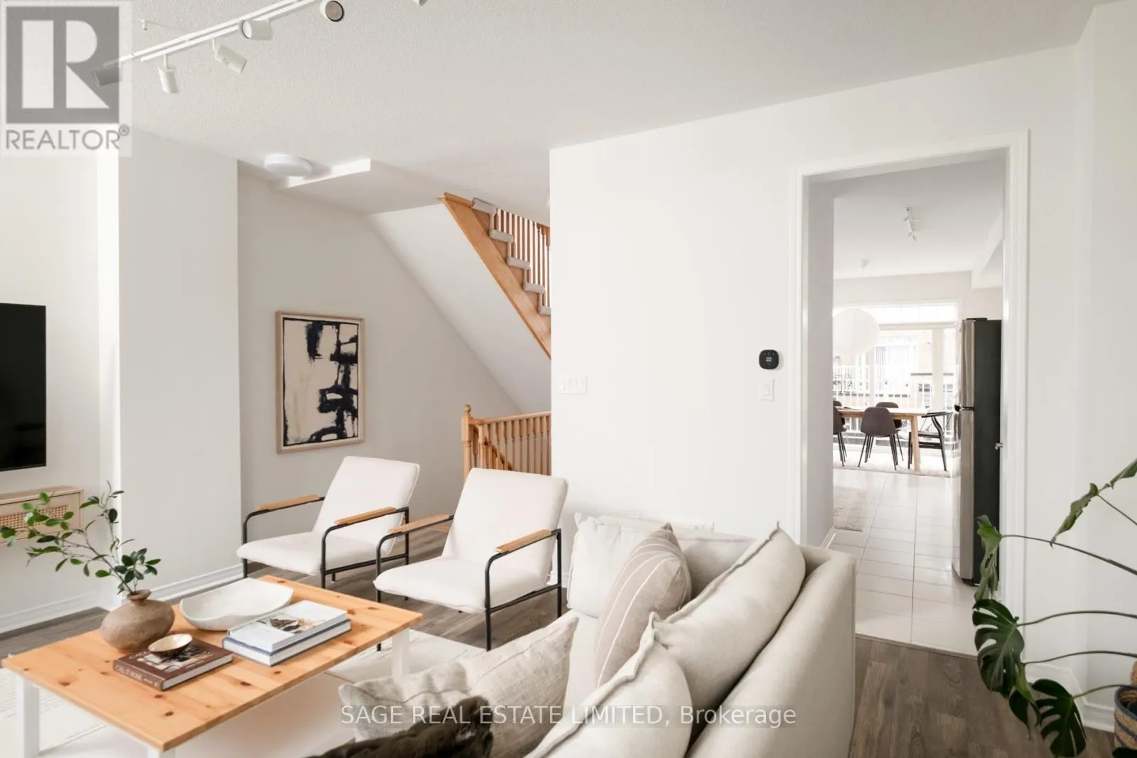 842 ATWATER PATH