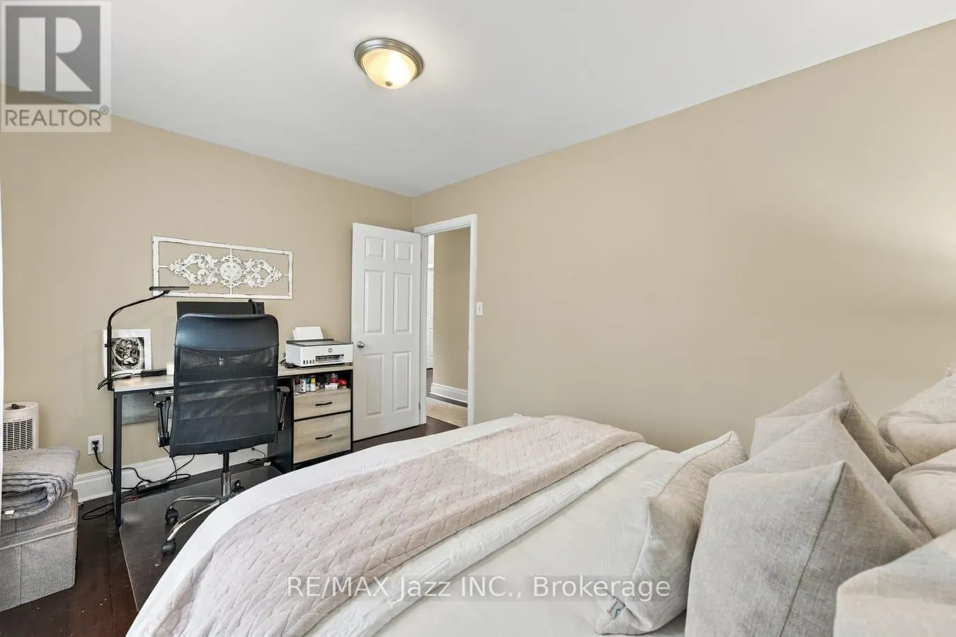 122 MORRIS LANE