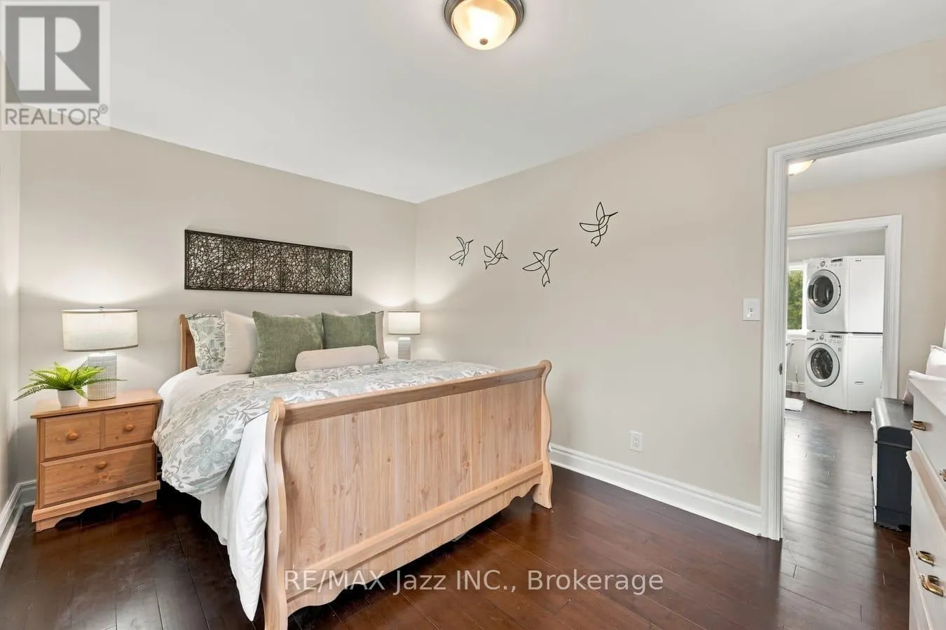 122 MORRIS LANE