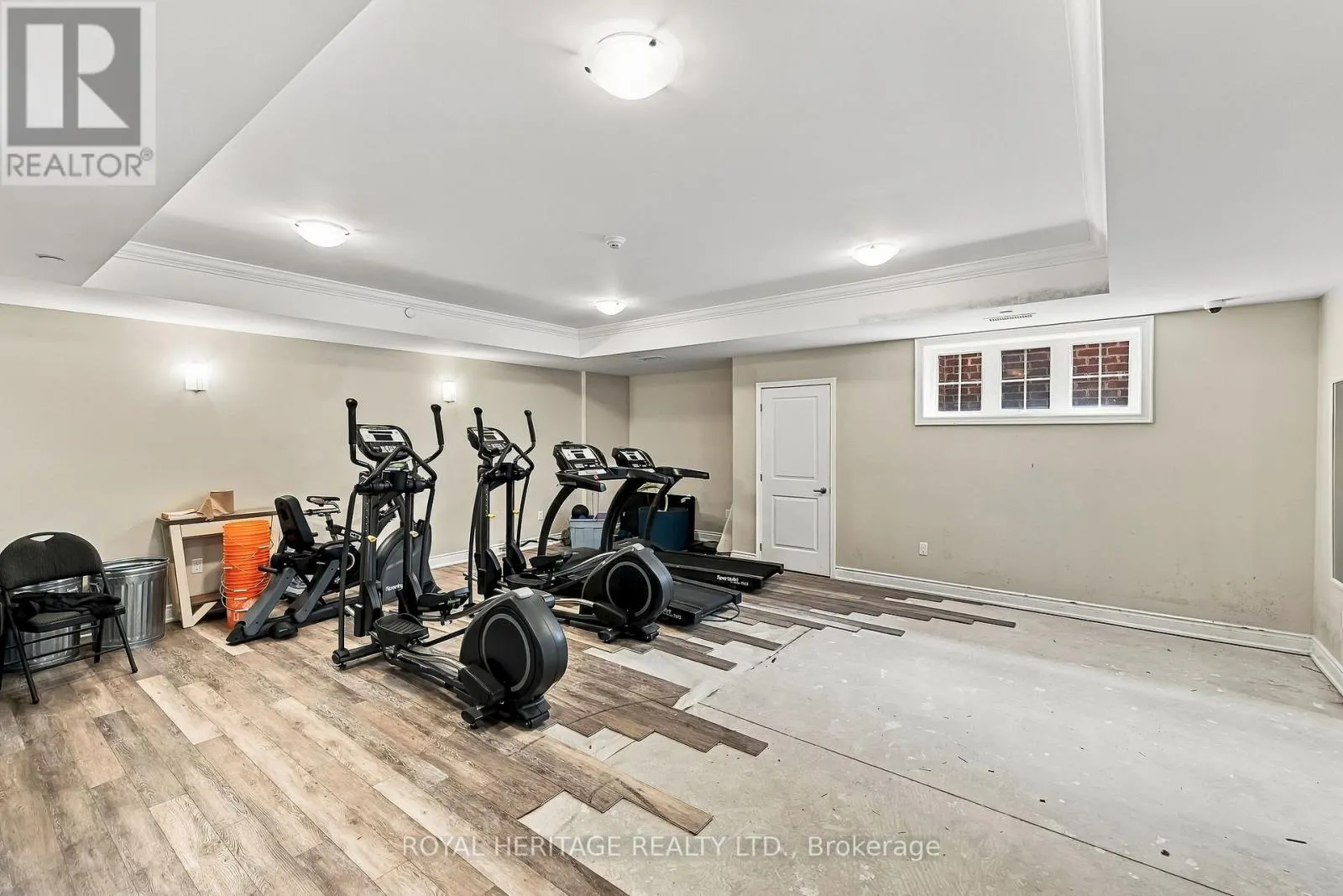 320 - 80 ASPEN SPRINGS DRIVE