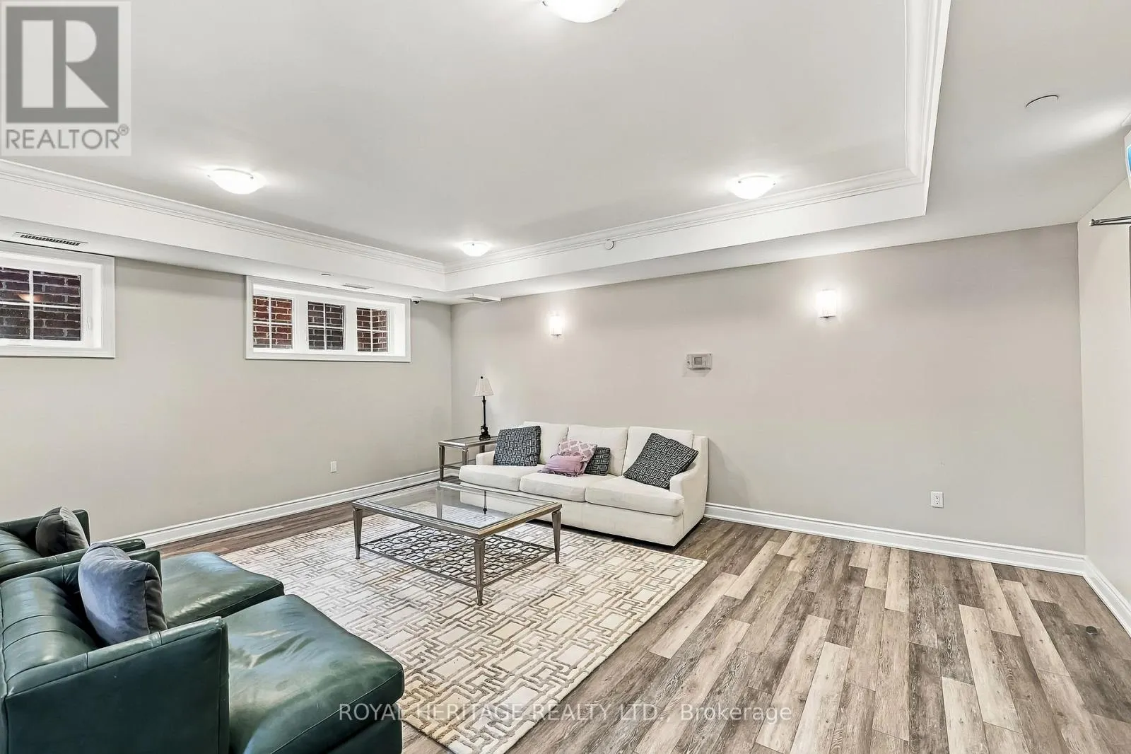 320 - 80 ASPEN SPRINGS DRIVE