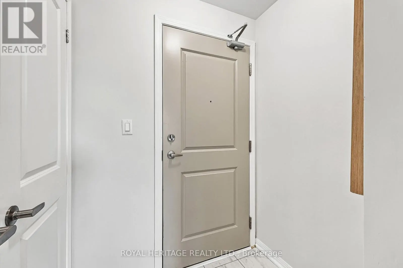 320 - 80 ASPEN SPRINGS DRIVE