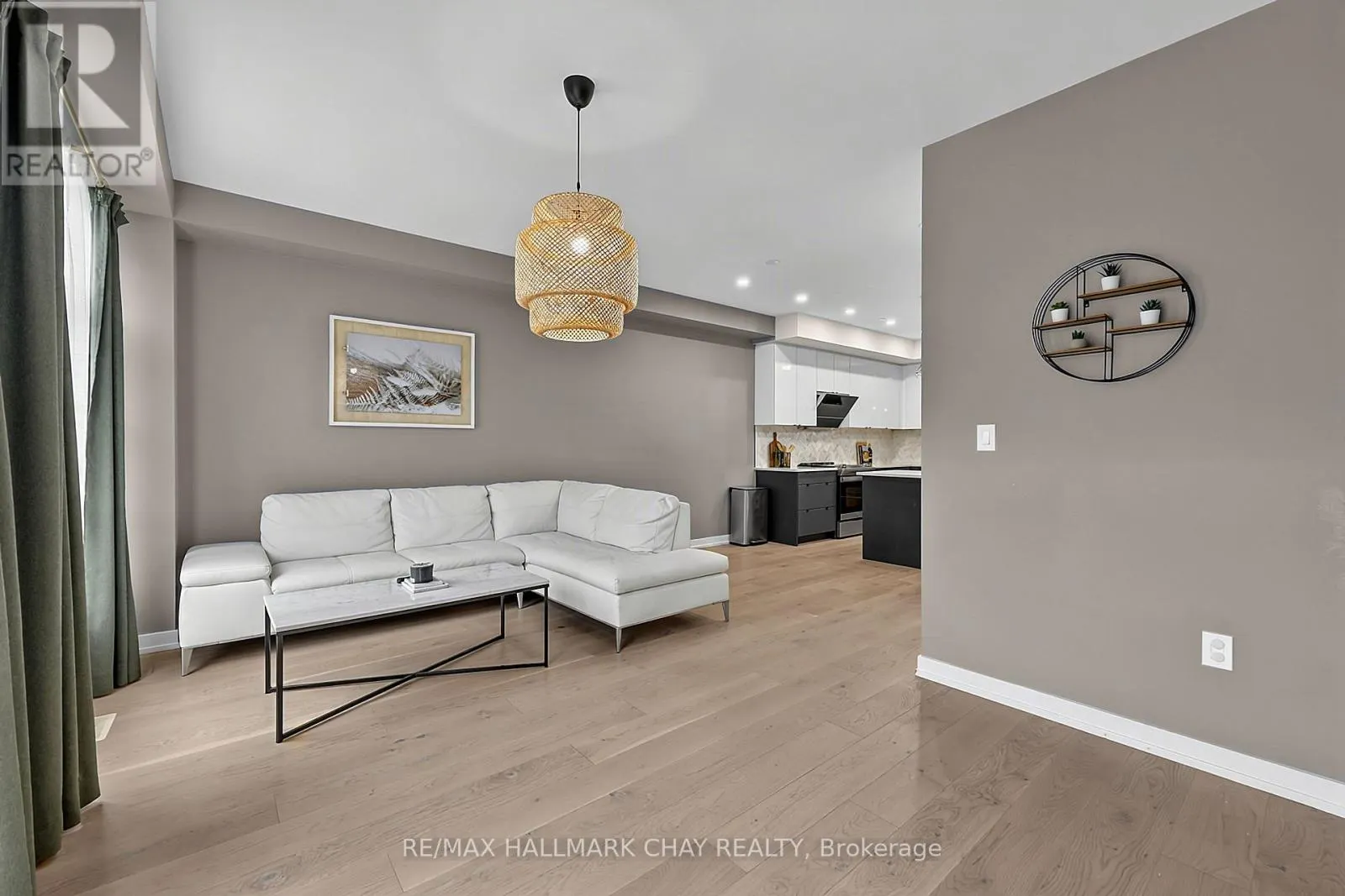2526 CASTLEGATE CROSSING