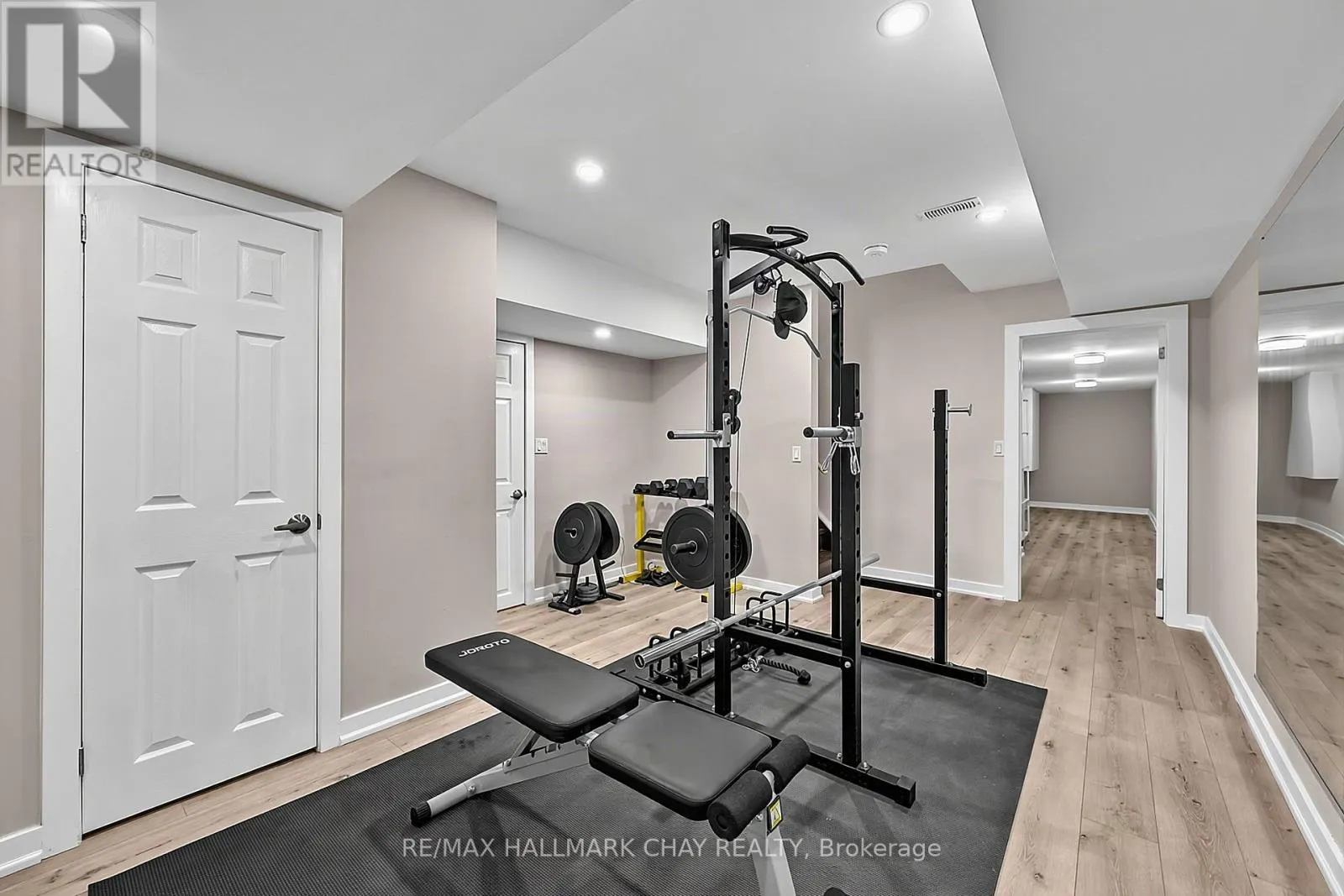 2526 CASTLEGATE CROSSING
