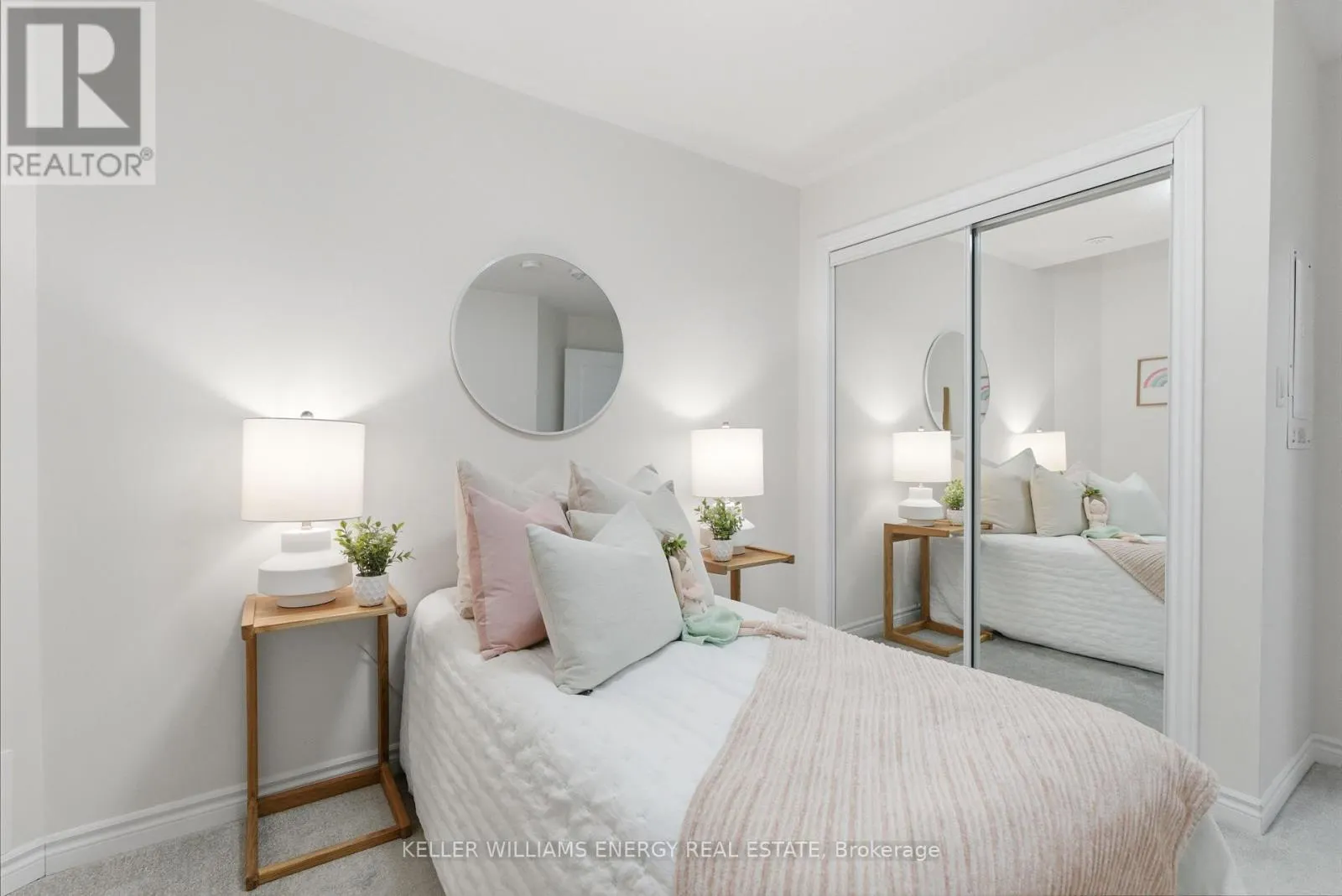7 - 475 BERESFORD PATH #7