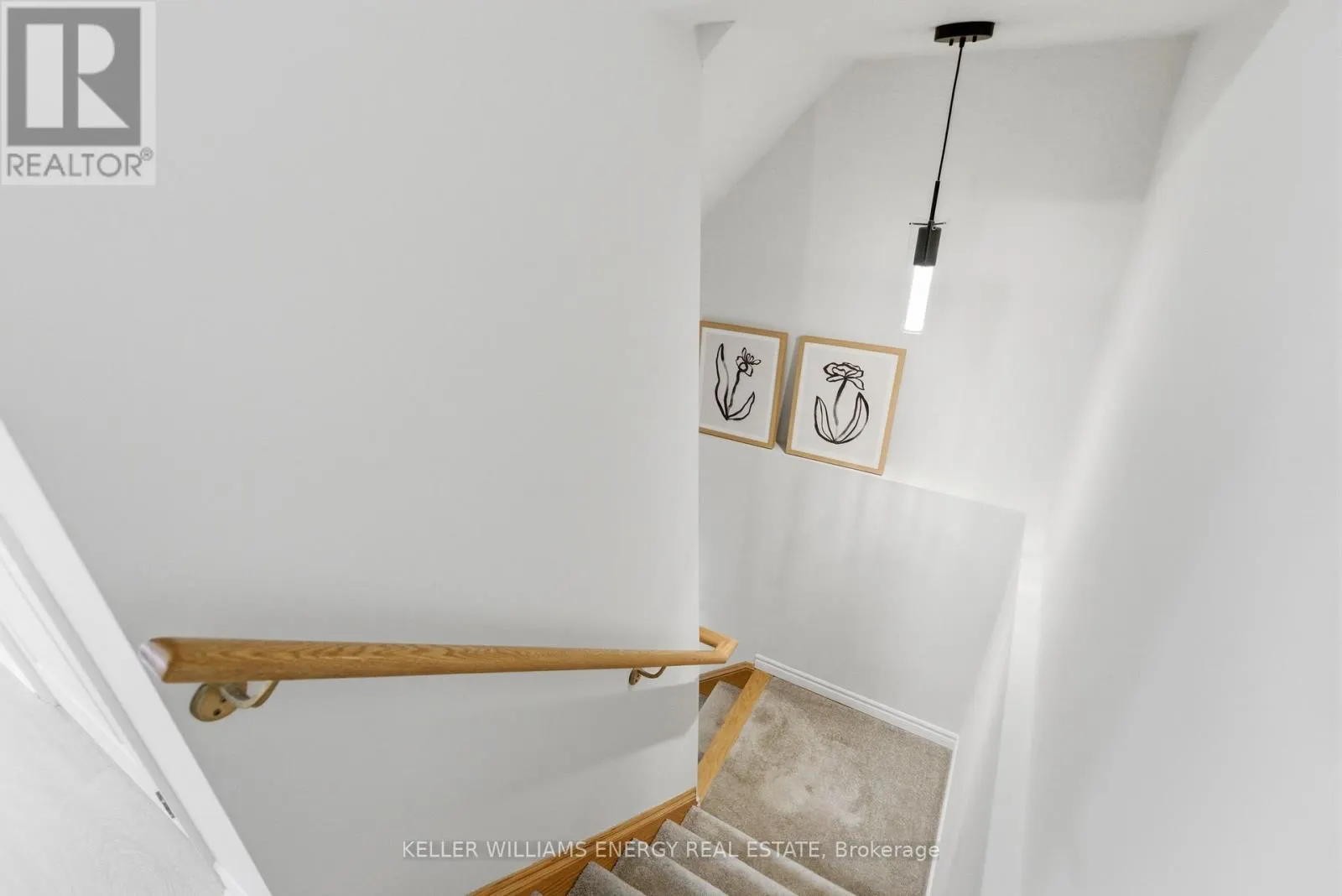 7 - 475 BERESFORD PATH #7