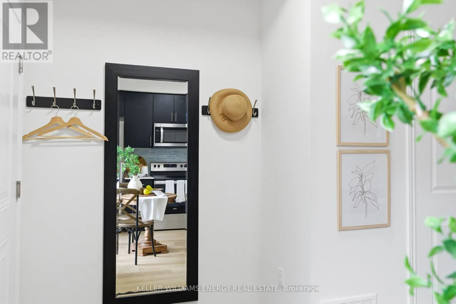 7 - 475 BERESFORD PATH #7