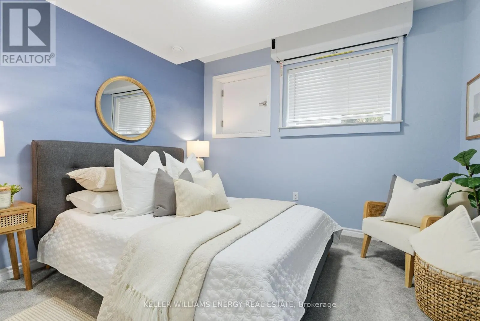 7 - 475 BERESFORD PATH #7