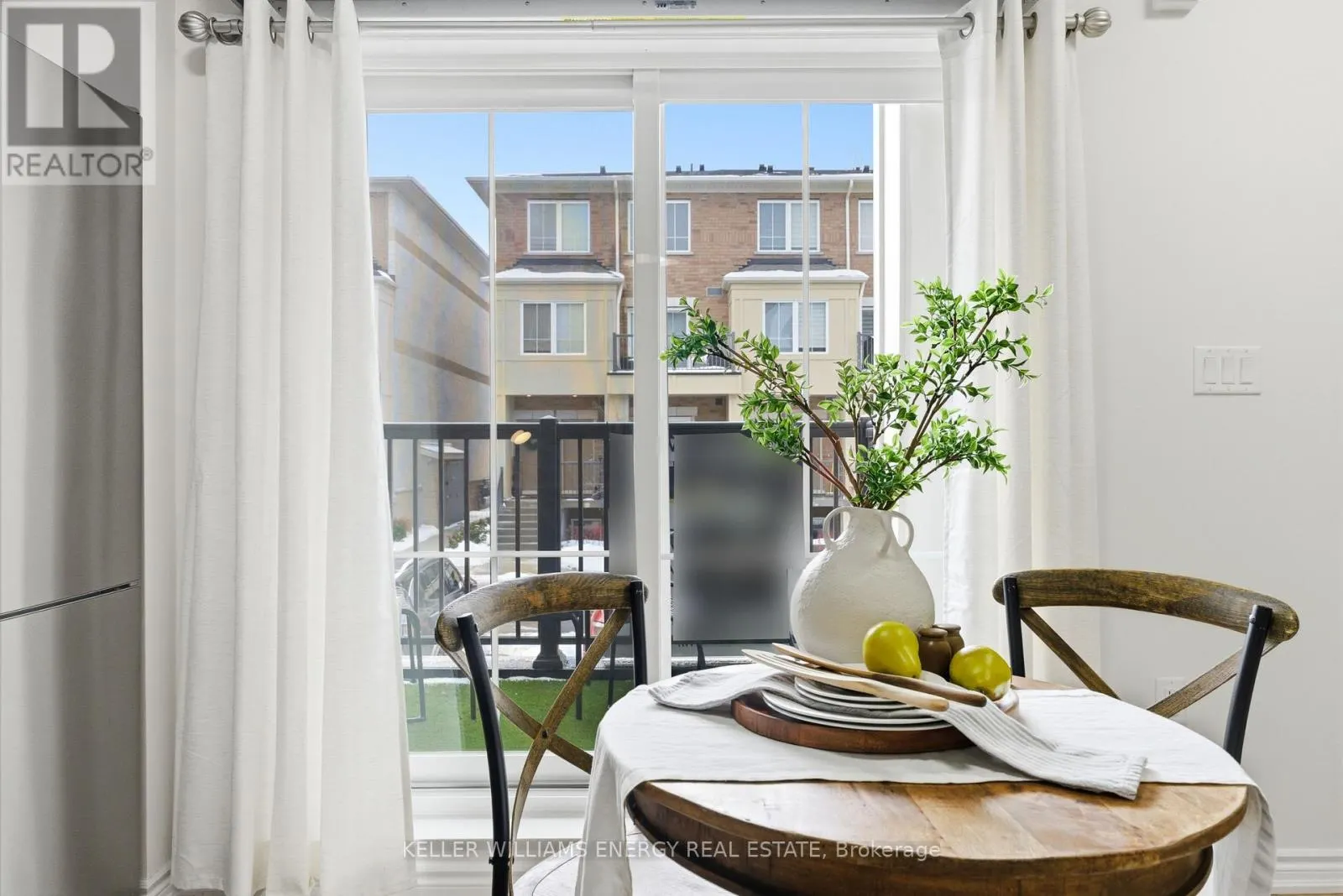 7 - 475 BERESFORD PATH #7
