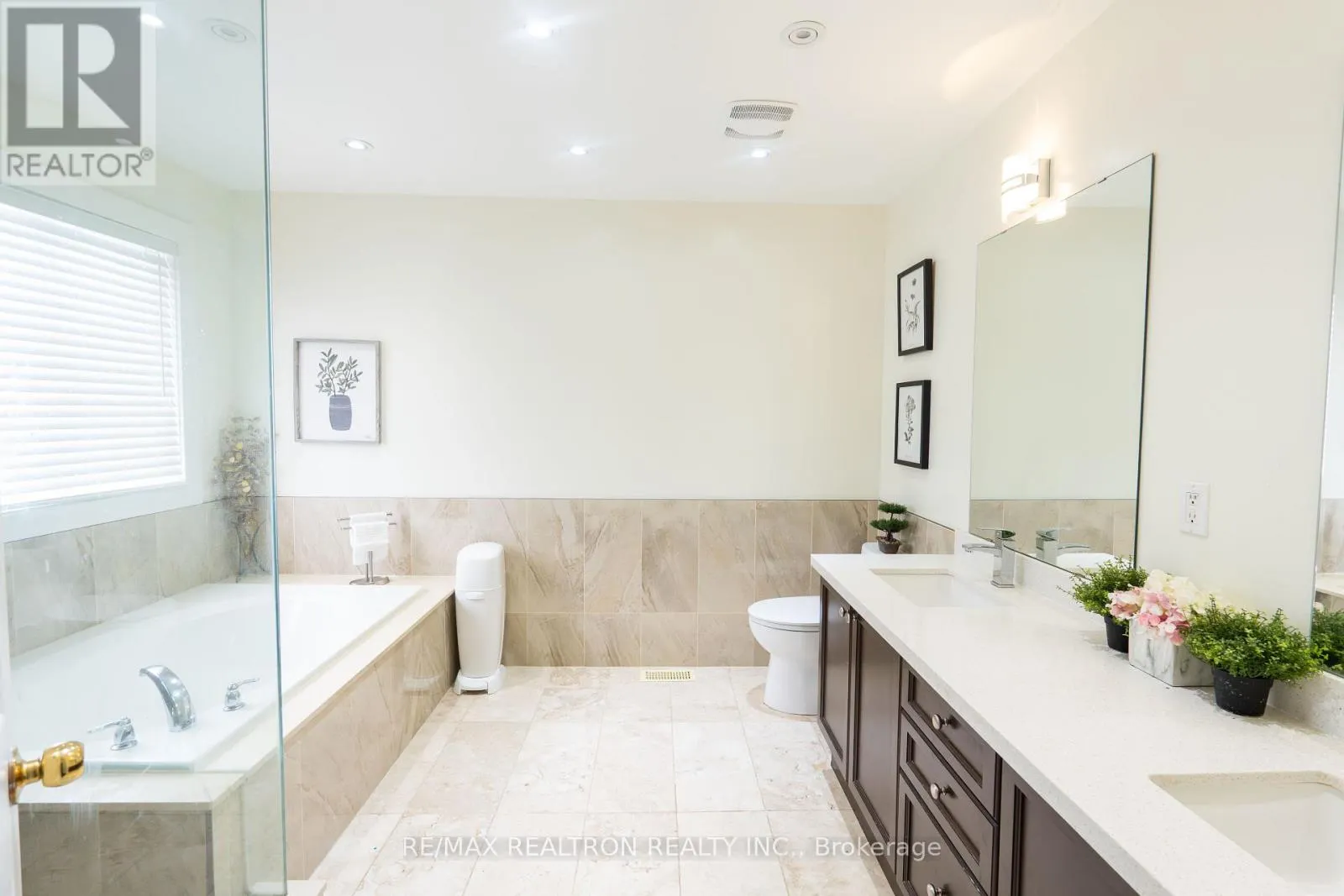 58 SHEPSTONE DRIVE