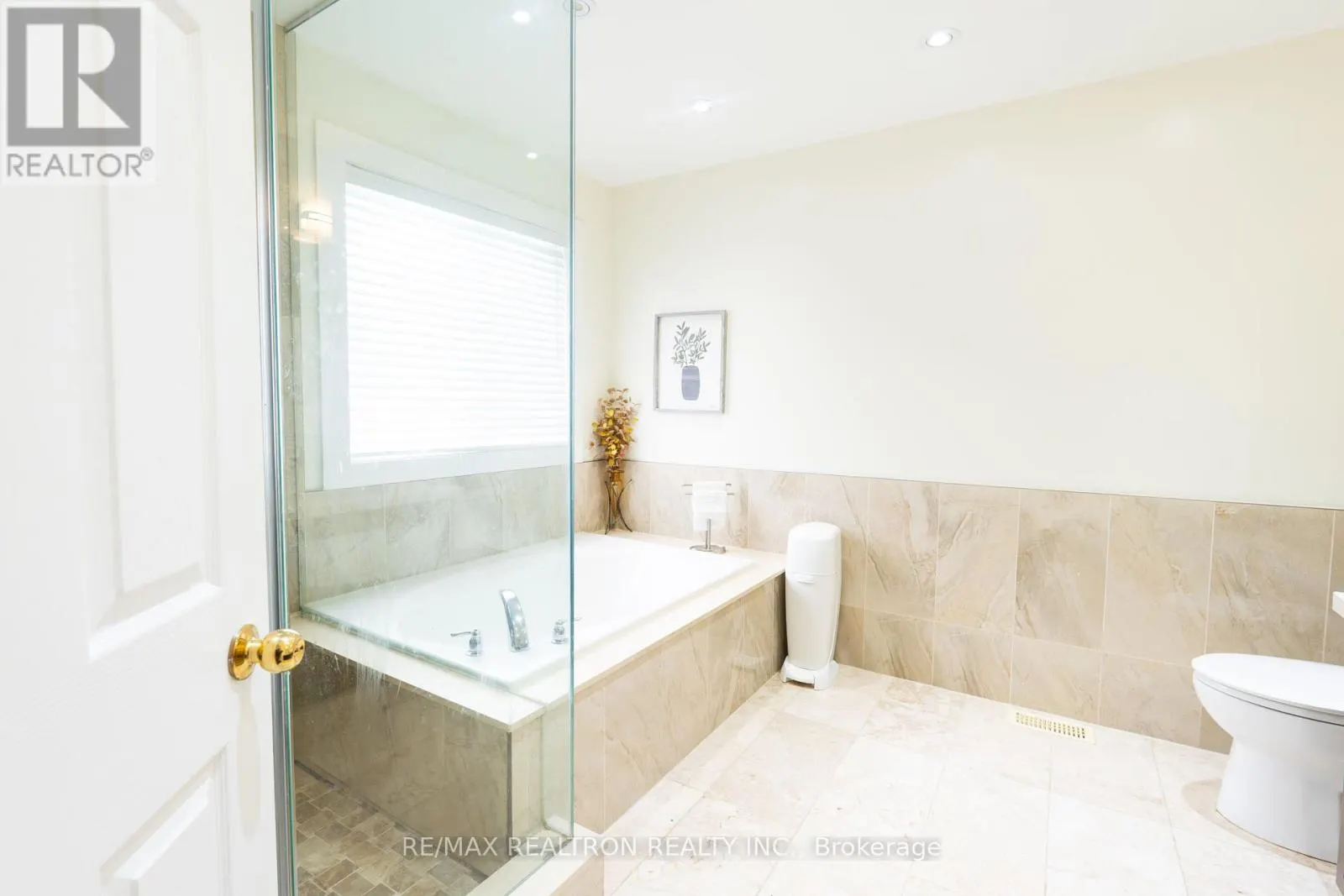 58 SHEPSTONE DRIVE