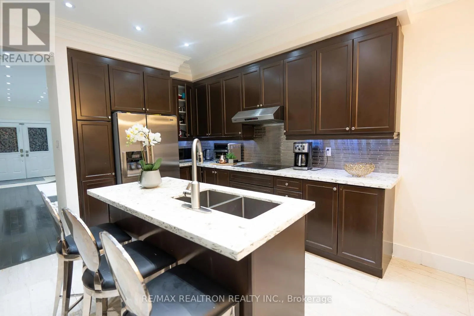 58 SHEPSTONE DRIVE