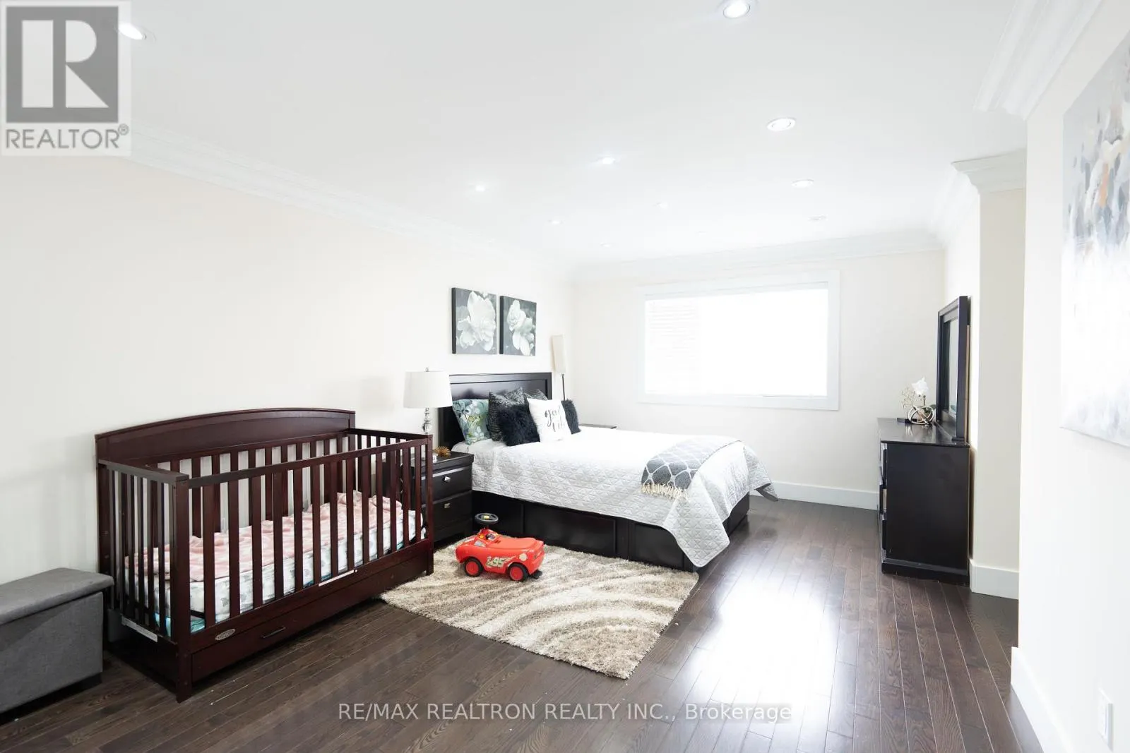 58 SHEPSTONE DRIVE