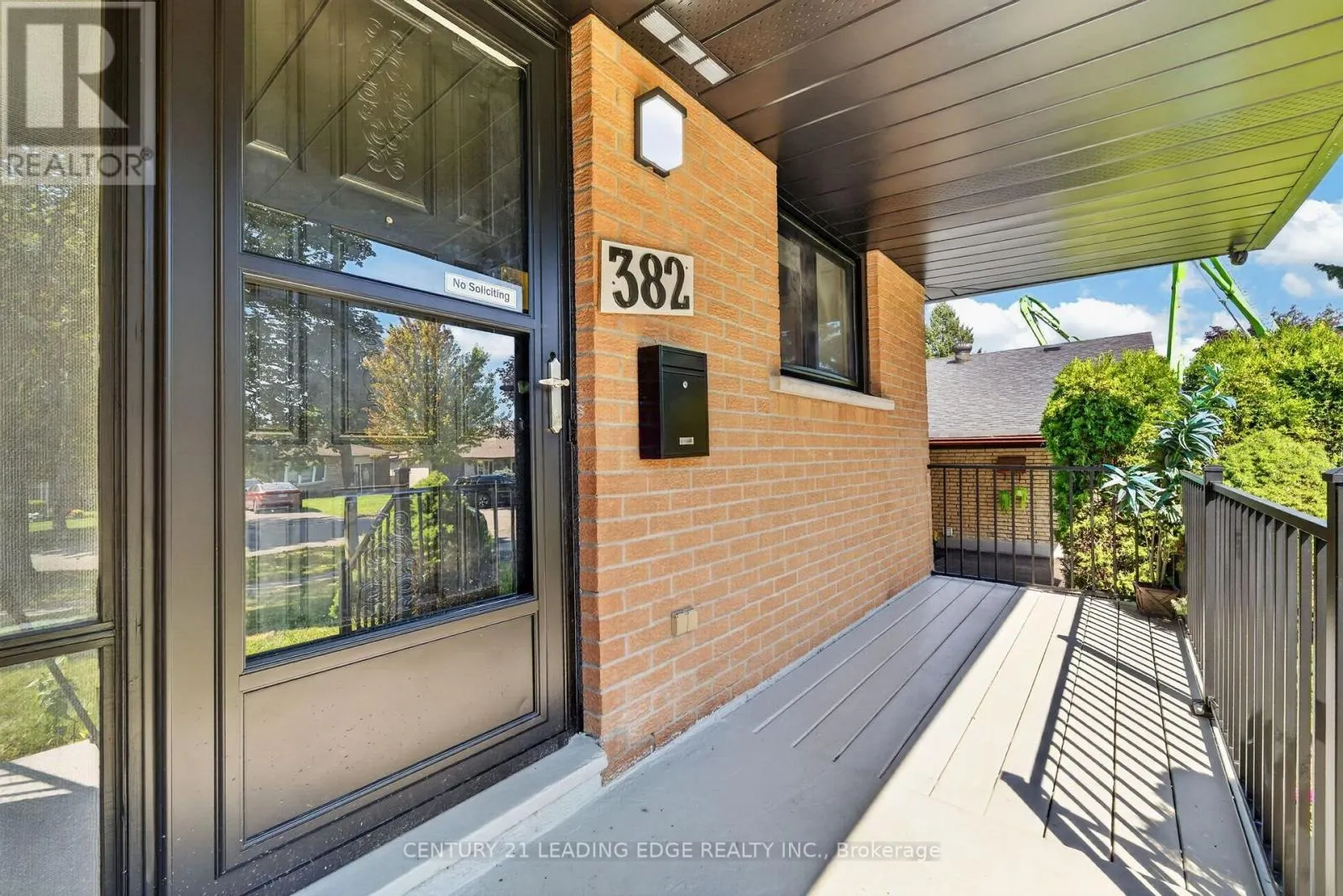 382 FAIRLAWN STREET