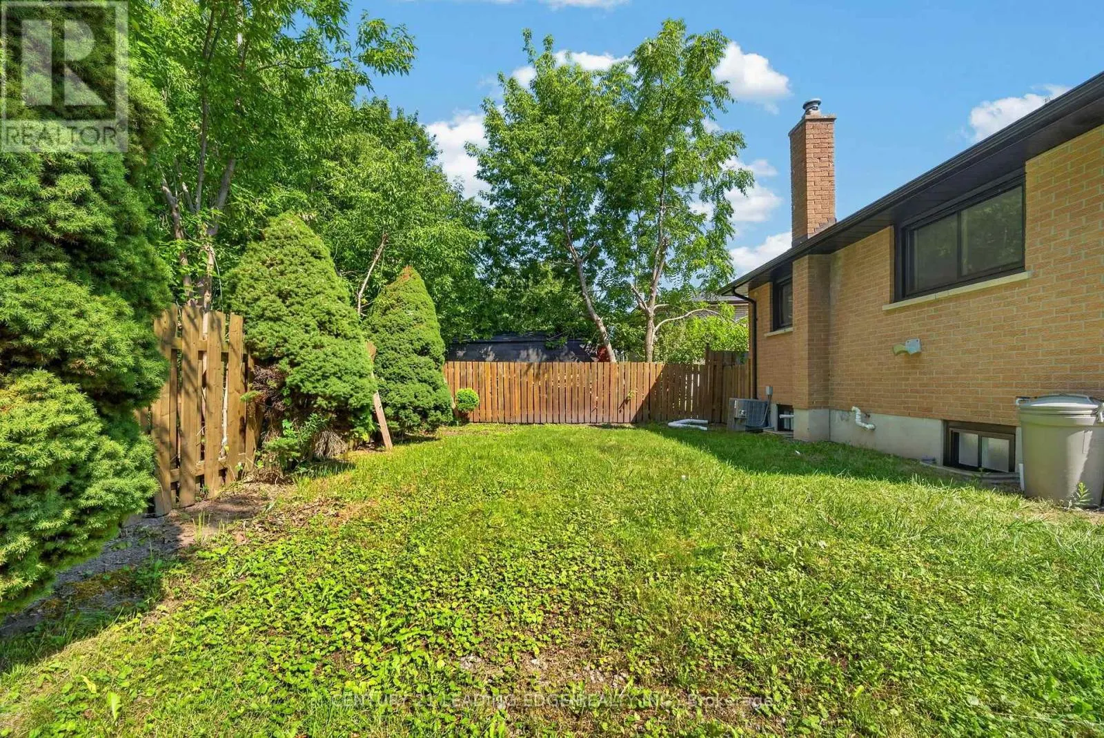 382 FAIRLAWN STREET