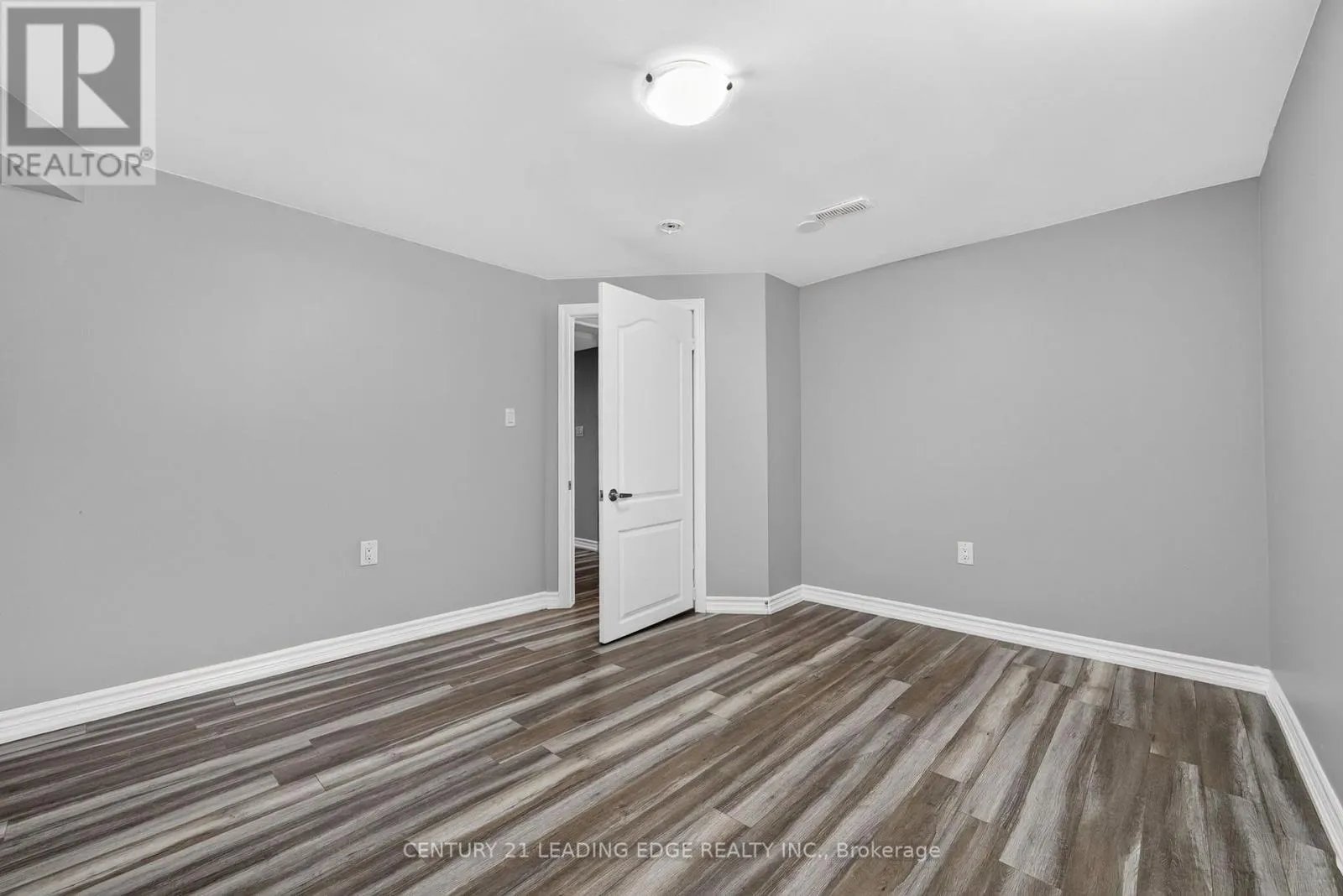 382 FAIRLAWN STREET