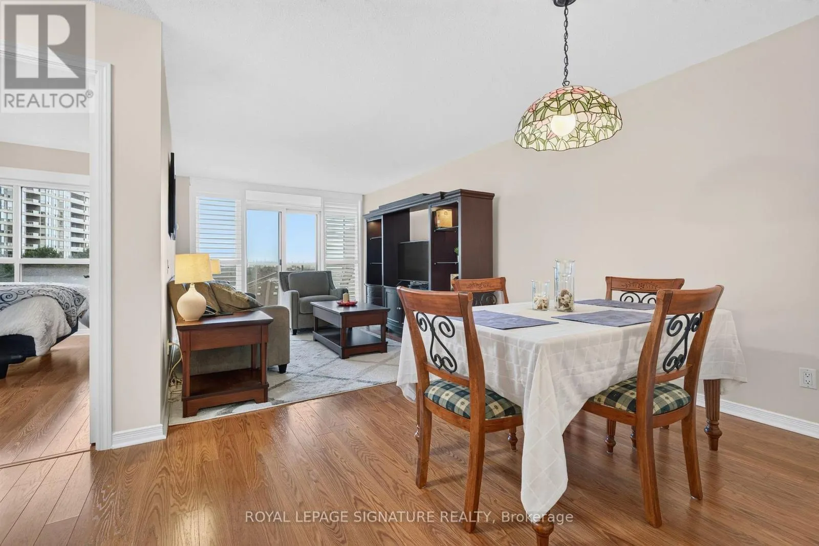 610 - 1200 THE ESPLANADE ROAD N