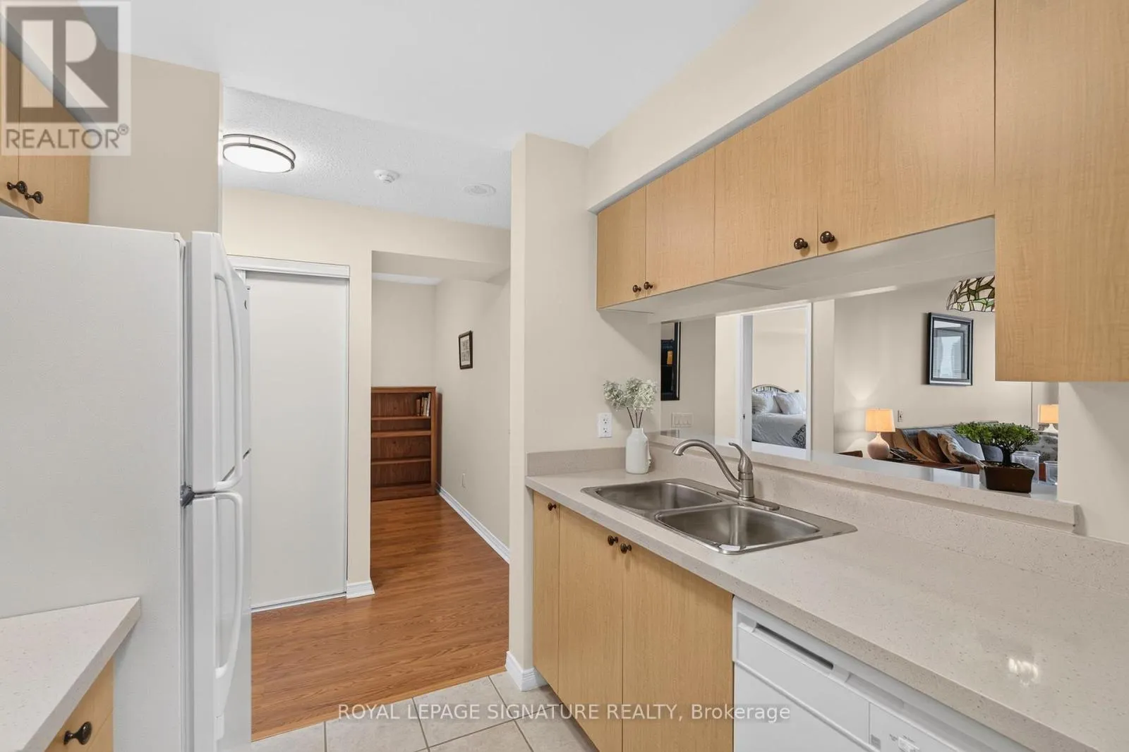 610 - 1200 THE ESPLANADE ROAD N