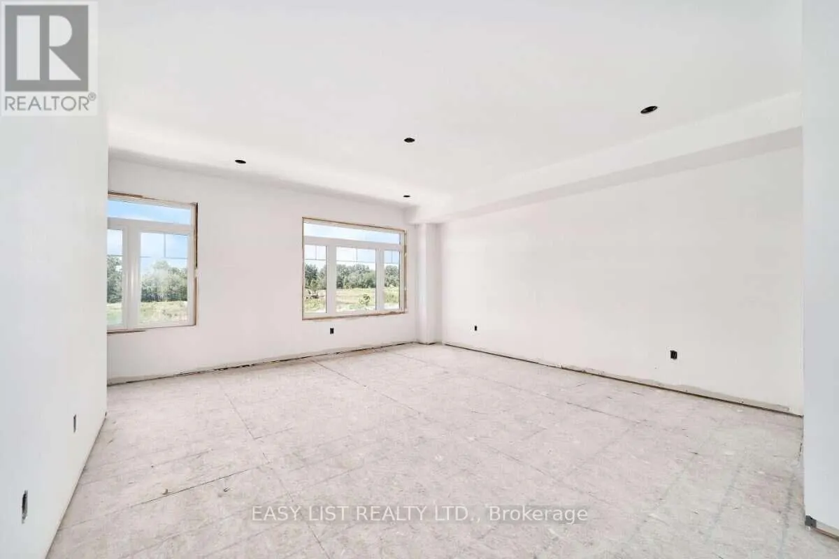 31 ADDYMAN CRESCENT
