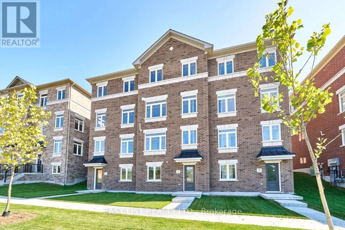 31 ADDYMAN CRESCENT