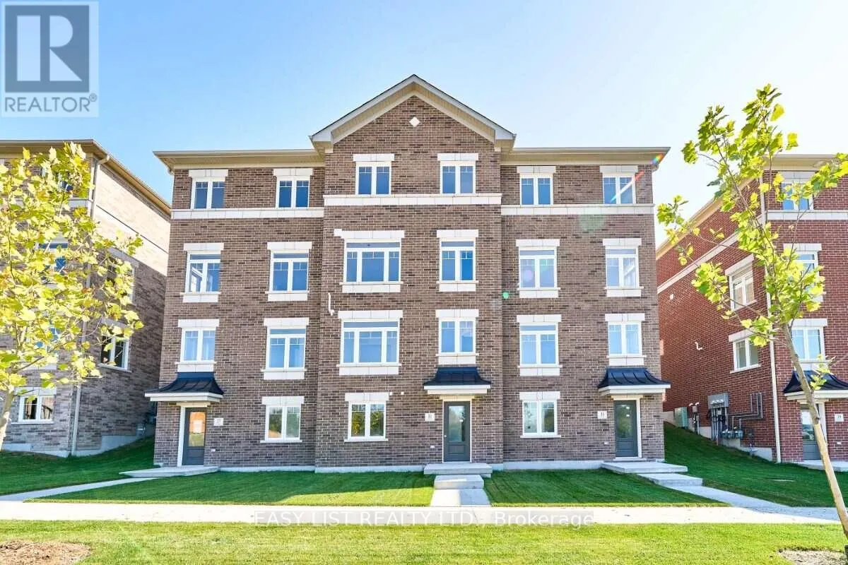 31 ADDYMAN CRESCENT