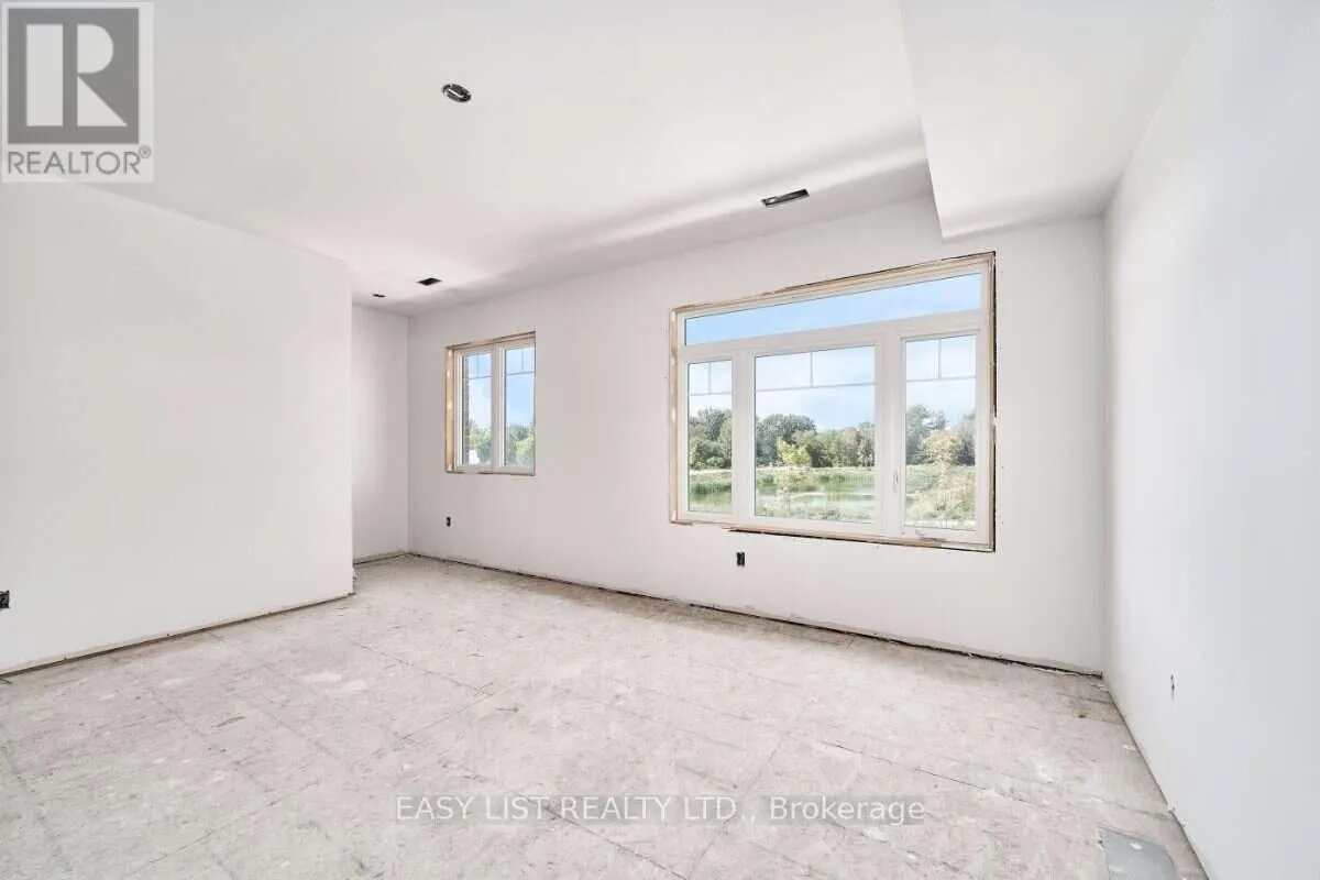 31 ADDYMAN CRESCENT