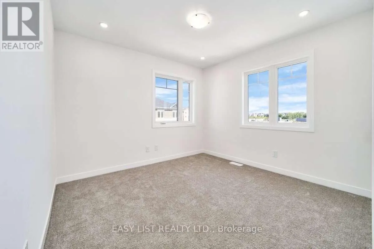 75 ADDYMAN CRESCENT