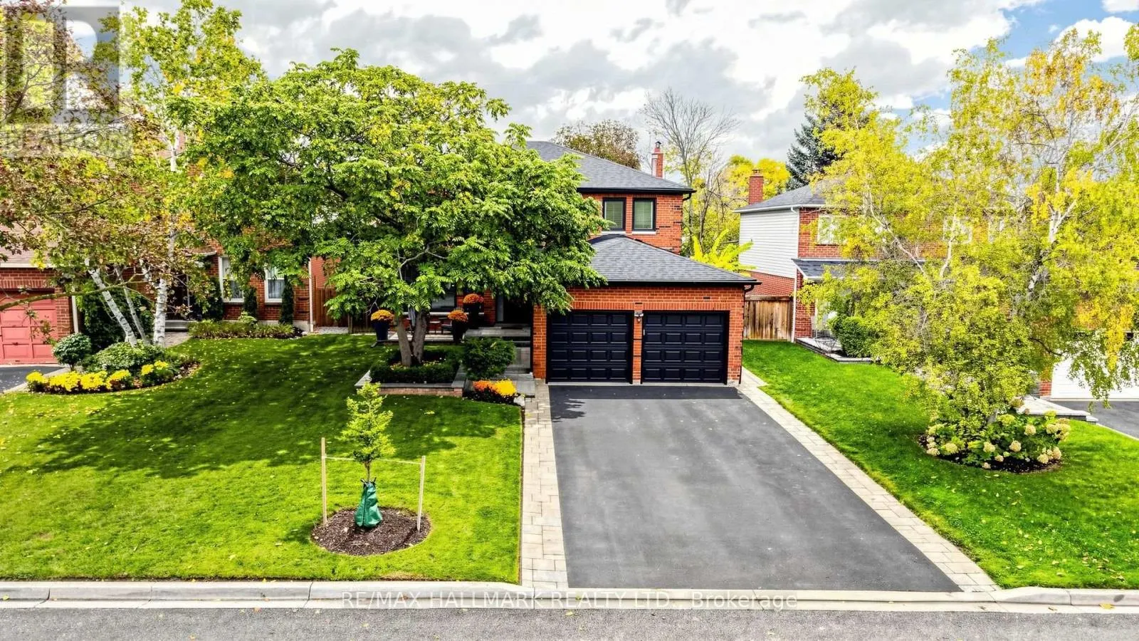55 BENTONWOOD CRESCENT