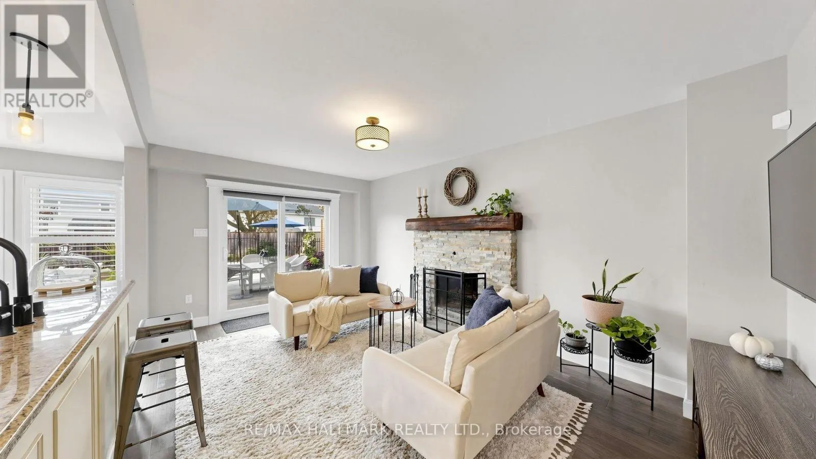 55 BENTONWOOD CRESCENT
