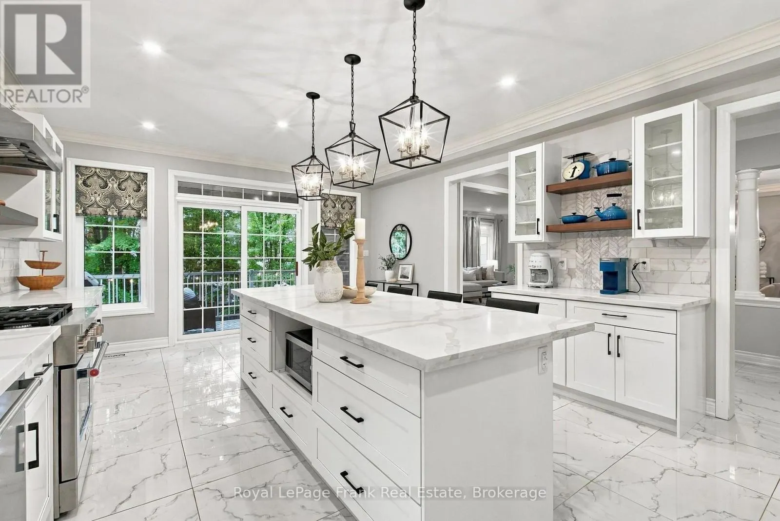 729 EAGLE RIDGE DRIVE